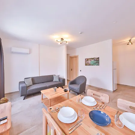 Thomas Aparthotel 4*