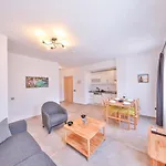 Thomas Apart-hotel 4*