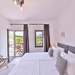 Thomas Apart-hotel