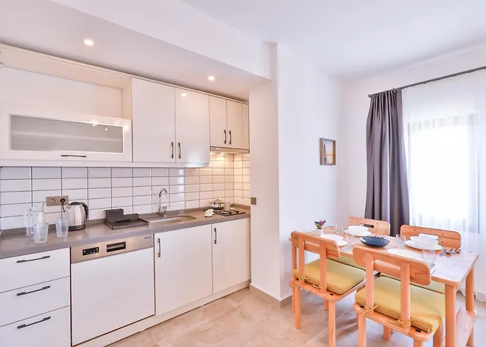 Thomas Апарт-отель 4*